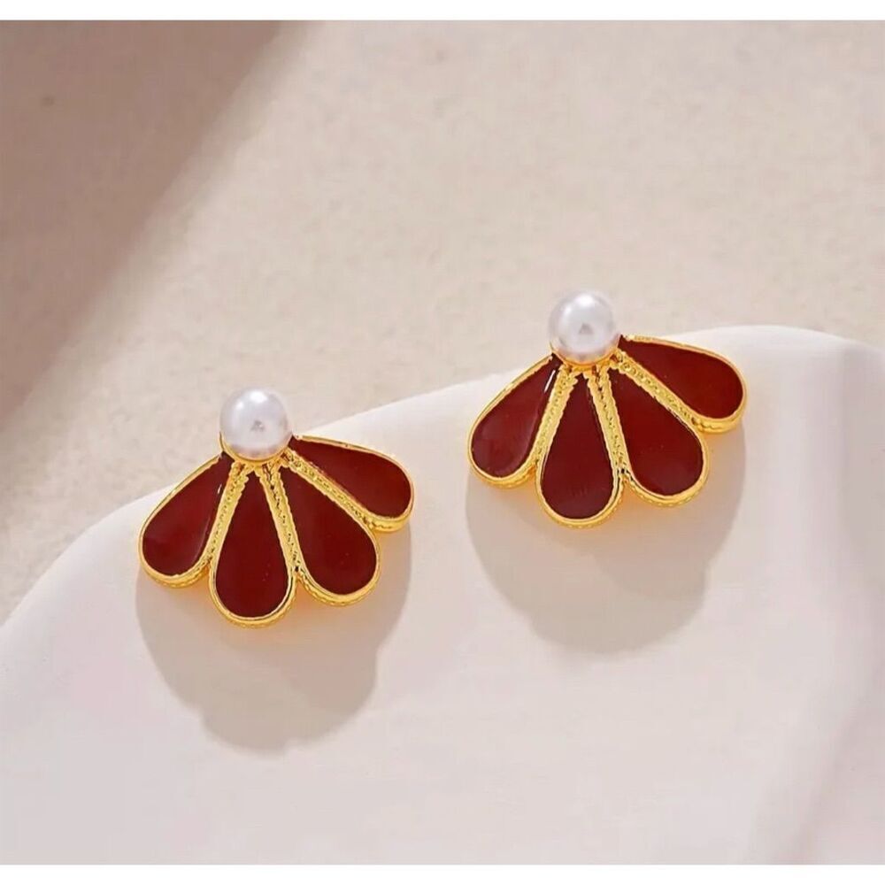 Faux Pearl Red Flower Stud Earrings Silver Tone Classic Dainty Pierced